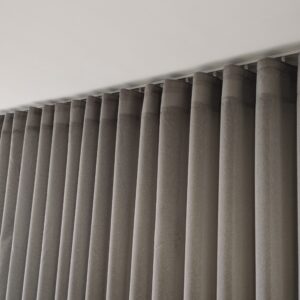 CORTINA LINHO IRLANDÊS NO SISTEMA WAVE (P/ TRILHO OU TUBO TRILHO)