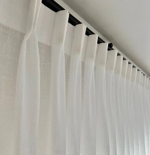 CORTINA DE VOIL LISO C/ SISTEMA WAVE (P/ TRILHO OU TUBO TRILHO)